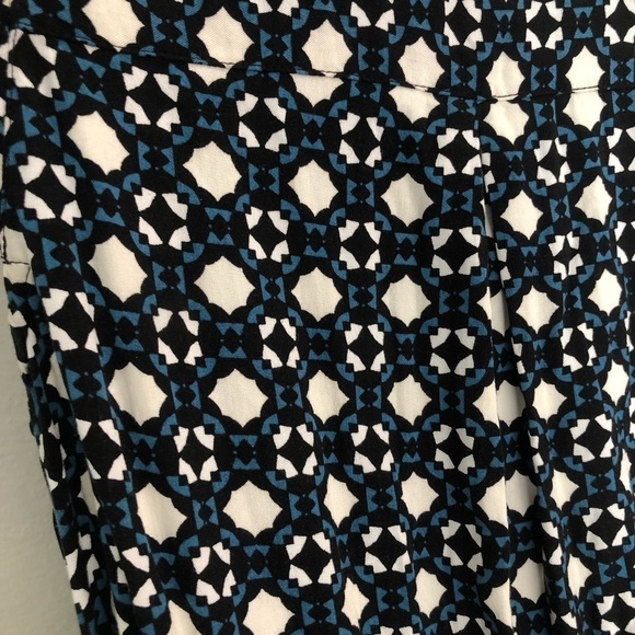 LOFT Sleeveless Geometric Print Dress - Picture 9 of 16